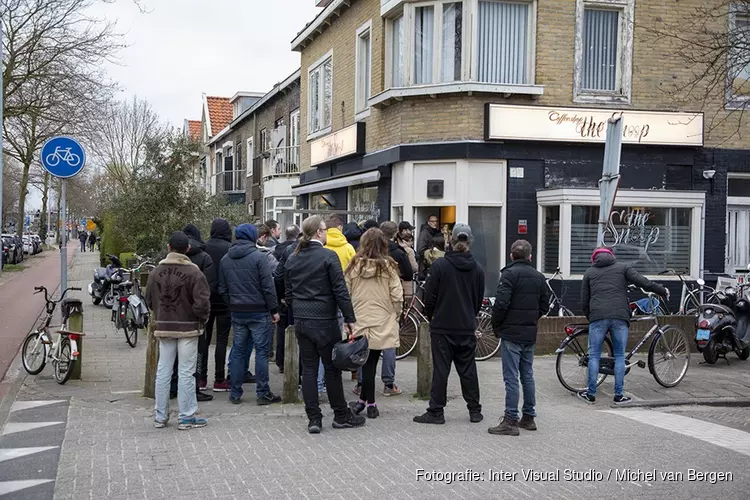 Coffeeshops weer open, alleen verkoop via afhaalloket