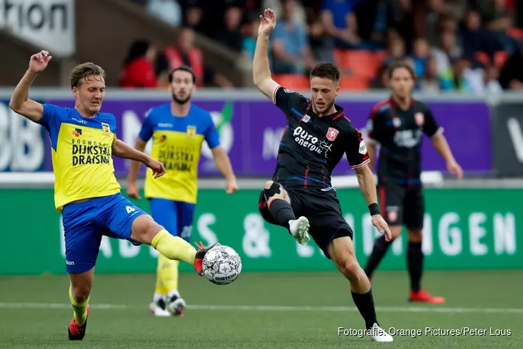 Jacobs bezorgt Cambuur zege op FC Twente